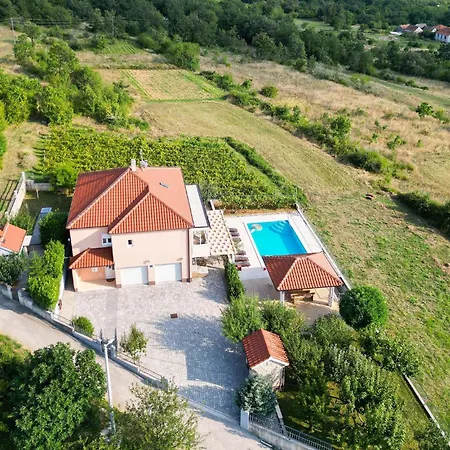 In With House A Panoramic View * Trilj