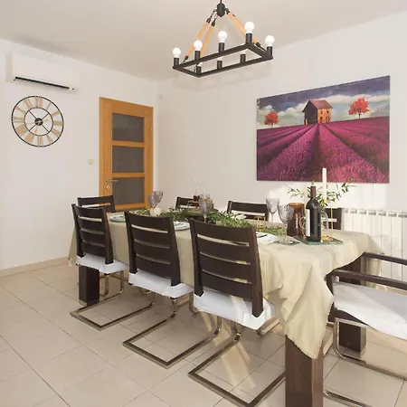 In With House A Panoramic View Holiday home Trilj