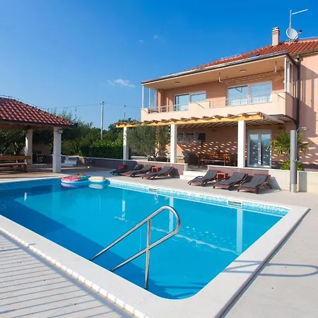 In With House A Panoramic View Holiday home